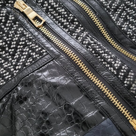 Gently Loved Three Floor Good to Be Bad Skirt size xsmall - Picture 3 of 9